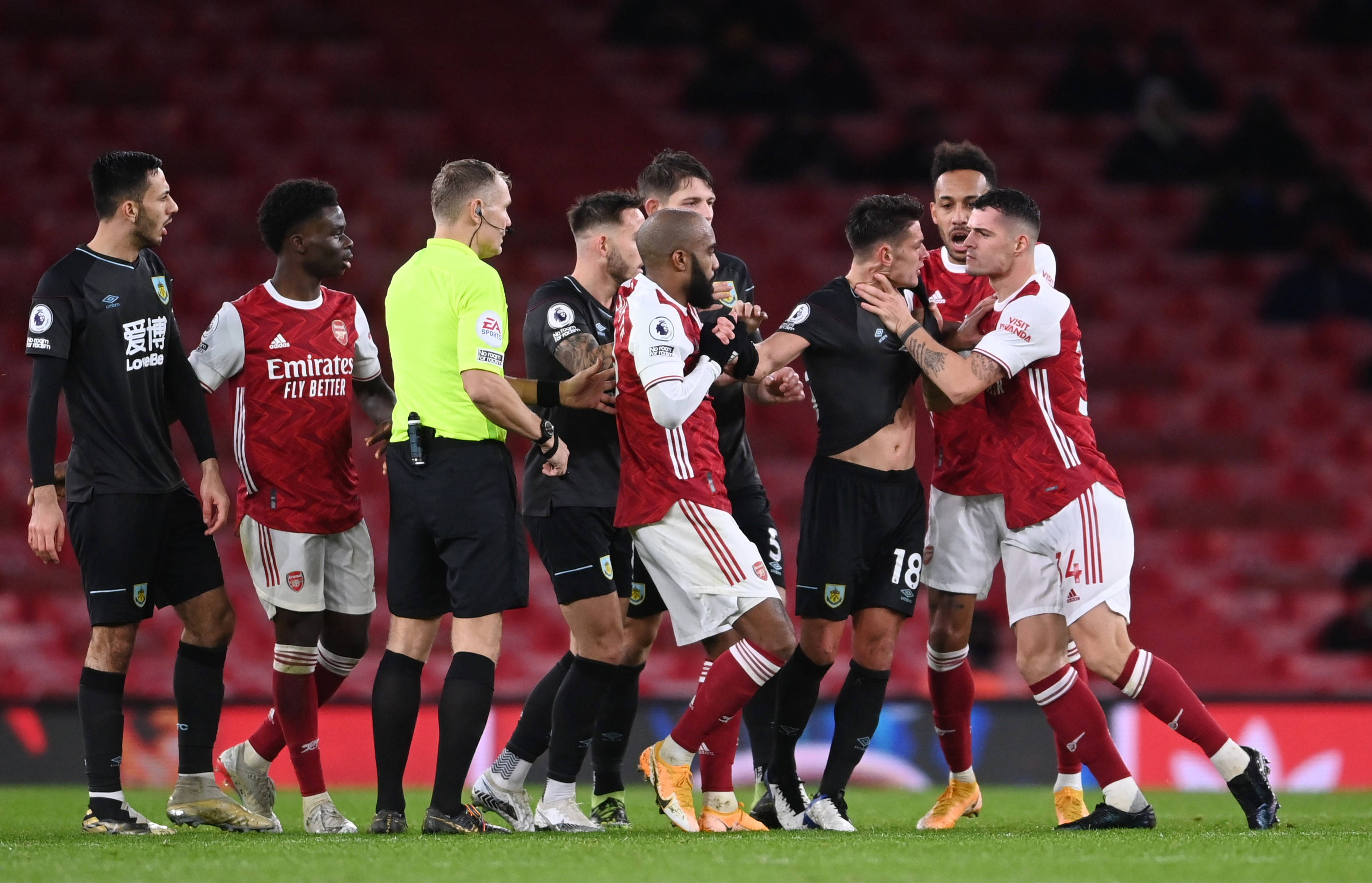 窗口引起了 窗口引起了